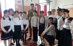 В Карачаево-Черкесии росгвардейцы провели профилактическое занятие для детей В Карачаево-Черкесии росгвардейцы провели профилактическое занятие для детей
