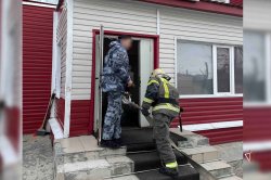 Спецподразделения Ямала научились тушить пожары и эвакуировать людей за минуты Спецподразделения Ямала научились тушить пожары и эвакуировать людей за минуты