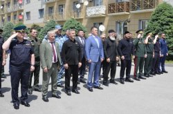 Командование ОГВ(с) поздравило сотрудников Пограничной службы ФСБ России по регионам Северного Кавказа с профессиональным праздником Командование ОГВ(с) поздравило сотрудников Пограничной службы ФСБ России по регионам Северного Кавказа с профессиональным праздником