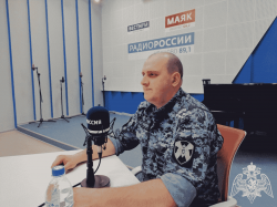 Сотрудник лицензионно-разрешительной работы Росгвардии рассказал об особенностях оборота гражданского оружия в эфире «Радио России» Иваново Сотрудник лицензионно-разрешительной работы Росгвардии рассказал об особенностях оборота гражданского оружия в эфире «Радио России» Иваново