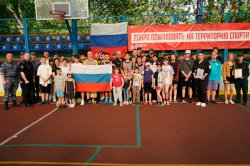 Столичные росгвардейцы провели товарищеский футбольный турнир для детей-сирот Столичные росгвардейцы провели товарищеский футбольный турнир для детей-сирот