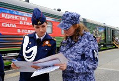 Росгвардейцы рассказали жителям Марий Эл о службе в войсках правопорядка Росгвардейцы рассказали жителям Марий Эл о службе в войсках правопорядка