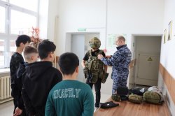 Росгвардейцы провели День открытых дверей для юных спортсменов Чукотки Росгвардейцы провели День открытых дверей для юных спортсменов Чукотки