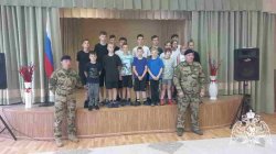 В Иванове росгвардейцы поздравили воспитанников детского дома с Днем защиты детей В Иванове росгвардейцы поздравили воспитанников детского дома с Днем защиты детей