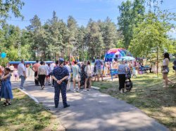 Росгвардейцы обеспечили безопасность Дня защиты детей на Южном Урале Росгвардейцы обеспечили безопасность Дня защиты детей на Южном Урале