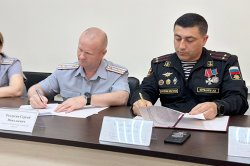 Начальник УФСИН по Республике Дагестан и руководитель Дагестанского филиала фонда «Защитники Отечества» и заключили соглашение о сотрудничестве Начальник УФСИН по Республике Дагестан и руководитель Дагестанского филиала фонда «Защитники Отечества» и заключили соглашение о сотрудничестве