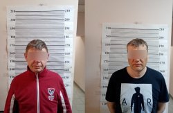 За нарушение общественного порядка при посадке в самолет транспортные полицейские аэропорта «Рощино» привлекли к ответственности двоих вахтовиков За нарушение общественного порядка при посадке в самолет транспортные полицейские аэропорта «Рощино» привлекли к ответственности двоих вахтовиков