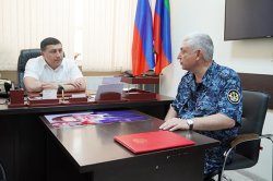 Заместитель начальника УФСИН и руководитель Дагестанского филиала Госфонда «Защитники Отечества» обсудили вопросы трудоустройства участников СВО Заместитель начальника УФСИН и руководитель Дагестанского филиала Госфонда «Защитники Отечества» обсудили вопросы трудоустройства участников СВО