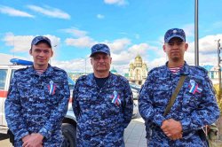 Росгвардия присоединилась к празднованию Дня России на Ямале Росгвардия присоединилась к празднованию Дня России на Ямале