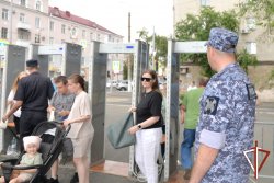 Росгвардейцы обеспечили безопасность празднования Дня России в Курганской области Росгвардейцы обеспечили безопасность празднования Дня России в Курганской области