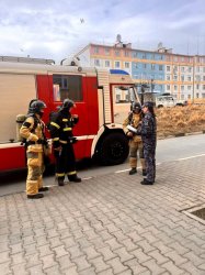 Совместное пожарно-тактическое занятие Росгвардии и МЧС прошло в Анадыре Совместное пожарно-тактическое занятие Росгвардии и МЧС прошло в Анадыре