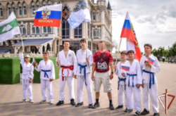 Всероссийская акция «Каникулы с Росгвардией» продолжается в Зауралье Всероссийская акция «Каникулы с Росгвардией» продолжается в Зауралье