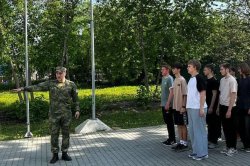 Росгвардия в Томске делает летние каникулы школьников активными и познавательными Росгвардия в Томске делает летние каникулы школьников активными и познавательными