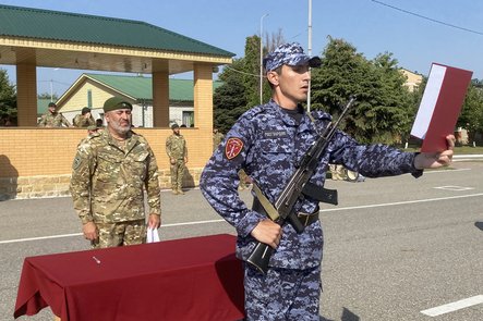 В Грозном новобранцы Росгвардии торжественно присягнули на верность Отечеству
