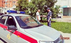 Росгвардейцы в Орле проводят профилактическую акцию «Безопасный дом, подъезд, квартира» Росгвардейцы в Орле проводят профилактическую акцию «Безопасный дом, подъезд, квартира»
