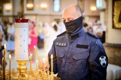 Росгвардейцы приняли участие в праздничном богослужении в ДНР Росгвардейцы приняли участие в праздничном богослужении в ДНР