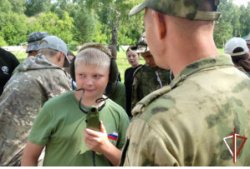 Представители Росгвардии организовали познавательную встречу с юными зауральцами Представители Росгвардии организовали познавательную встречу с юными зауральцами