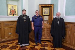 Заместитель начальника ГУФСИН Юрий Семенюк провел рабочую встречу с главой Красноярской митрополии Заместитель начальника ГУФСИН Юрий Семенюк провел рабочую встречу с главой Красноярской митрополии