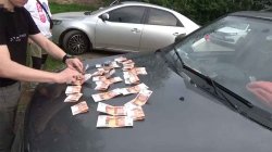 Двое жителей Малой Вишеры задержаны полицейскими при попытке дачи взятки Двое жителей Малой Вишеры задержаны полицейскими при попытке дачи взятки