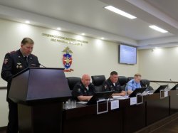 В Самаре подвели итоги работы транспортной полиции за 6 месяцев 2025 года В Самаре подвели итоги работы транспортной полиции за 6 месяцев 2025 года