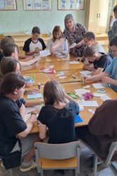 Транспортные полицейские и общественники Кропоткина рассказали подросткам, как провести лето без происшествий Транспортные полицейские и общественники Кропоткина рассказали подросткам, как провести лето без происшествий