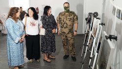Росгвардейцы организовали выставку фотографий в Херсонской области Росгвардейцы организовали выставку фотографий в Херсонской области