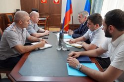 Начальник УФСИН и Уполномоченный по правам человека а РД обсудили вопросы защиты прав осужденных и реализации закона о пробации Начальник УФСИН и Уполномоченный по правам человека а РД обсудили вопросы защиты прав осужденных и реализации закона о пробации