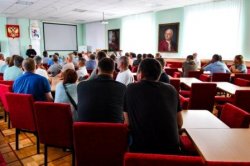 В Йошкар-Оле сотрудники Росгвардии проводят профилактическую работу с персоналом предприятий по противодействию террористическим угрозам В Йошкар-Оле сотрудники Росгвардии проводят профилактическую работу с персоналом предприятий по противодействию террористическим угрозам