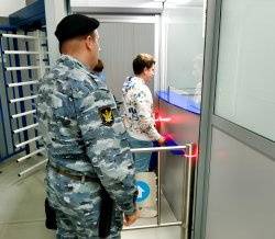 Калужские судебные приставы выдворили 18 нелегальных мигрантов Калужские судебные приставы выдворили 18 нелегальных мигрантов