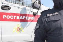 Сотрудники Росгвардии обеспечили безопасность футбольного матча в Череповце Сотрудники Росгвардии обеспечили безопасность футбольного матча в Череповце