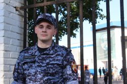 В Вологодской области сотрудники Росгвардии обеспечили безопасность футбольных матчей В Вологодской области сотрудники Росгвардии обеспечили безопасность футбольных матчей