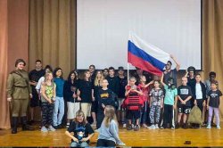 Московские росгвардейцы провели патриотическое мероприятие, посвящённое 82-й годовщине разгрома немецко-фашистских войск в Курской битве Московские росгвардейцы провели патриотическое мероприятие, посвящённое 82-й годовщине разгрома немецко-фашистских войск в Курской битве