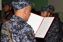 Сотрудники Росгвардии приняли присягу в Запорожской области Сотрудники Росгвардии приняли присягу в Запорожской области