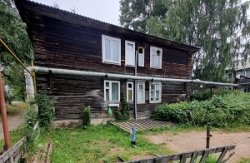 Сыктывкарские приставы исполняют решения суда о выселении граждан из аварийно опасных домов Сыктывкарские приставы исполняют решения суда о выселении граждан из аварийно опасных домов
