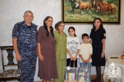 Росгвардейцы в Дагестане помогли собрать в школу детей погибших боевых товарищей Росгвардейцы в Дагестане помогли собрать в школу детей погибших боевых товарищей