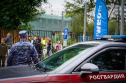 Столичные росгвардейцы познакомили гостей спортивного центра «Самбо 70» со своей работой Столичные росгвардейцы познакомили гостей спортивного центра «Самбо 70» со своей работой
