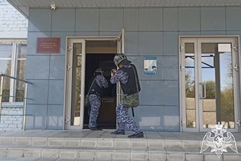 Ульяновские росгвардейцы приняли участие во Всероссийских антитеррористических учениях Ульяновские росгвардейцы приняли участие во Всероссийских антитеррористических учениях