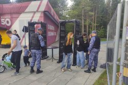 Росгвардия обеспечила безопасность праздничных и спортивных мероприятий на Ямале Росгвардия обеспечила безопасность праздничных и спортивных мероприятий на Ямале