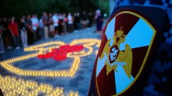 В Херсонской области росгвардейцы приняли участие в акции памяти жертв террора В Херсонской области росгвардейцы приняли участие в акции памяти жертв террора