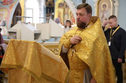 Сотрудники ГУФСИН России по Красноярскому краю посетили богослужение в честь прибытия мощей святителя Тихона Сотрудники ГУФСИН России по Красноярскому краю посетили богослужение в честь прибытия мощей святителя Тихона