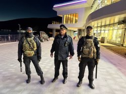 В Магадане Росгвардия и МВД обеспечили правопорядок на церемонии открытия светомузыкального фонтана В Магадане Росгвардия и МВД обеспечили правопорядок на церемонии открытия светомузыкального фонтана