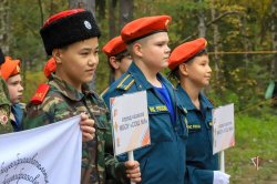 Офицер Росгвардии научил юных патриотов Салехарда приемам рукопашного боя Офицер Росгвардии научил юных патриотов Салехарда приемам рукопашного боя
