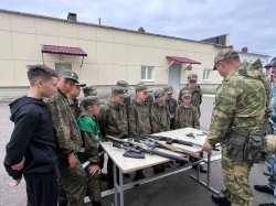 Росгвардейцы провели День призывника для тамбовских кадет Росгвардейцы провели День призывника для тамбовских кадет