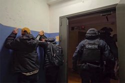 При поддержке спецназа Росгвардии выявлены нарушители миграционного законодательства в Москве При поддержке спецназа Росгвардии выявлены нарушители миграционного законодательства в Москве