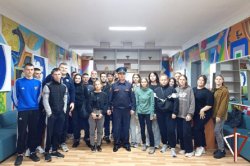 Представители Росгвардии проводят в Зауралье профориентационные встречи с молодежью Представители Росгвардии проводят в Зауралье профориентационные встречи с молодежью