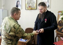 В Грозном состоялась рабочая встреча представителя командования ОГВ(с) с епископом Грозненским и Сунженским В Грозном состоялась рабочая встреча представителя командования ОГВ(с) с епископом Грозненским и Сунженским