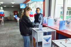 Росгвардия обеспечила безопасность проведения Единого дня голосования и празднования юбилея столицы Ямала Росгвардия обеспечила безопасность проведения Единого дня голосования и празднования юбилея столицы Ямала