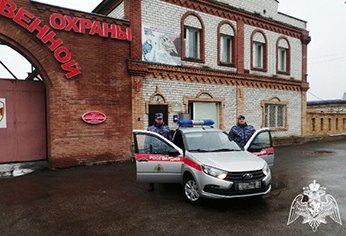 В Димитровграде росгвардейцы задержали стрелявшего из самодельного оружия В Димитровграде росгвардейцы задержали стрелявшего из самодельного оружия