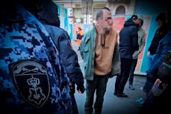 Столичные росгвардейцы задержали подозреваемого в нападении с ножом Столичные росгвардейцы задержали подозреваемого в нападении с ножом