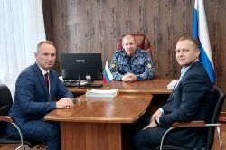 С производственной деятельностью ИК-27 ознакомился глава Центрального района г. Красноярска Максим Орешников С производственной деятельностью ИК-27 ознакомился глава Центрального района г. Красноярска Максим Орешников